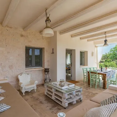 Five-bedroom Holiday In * Ostuni